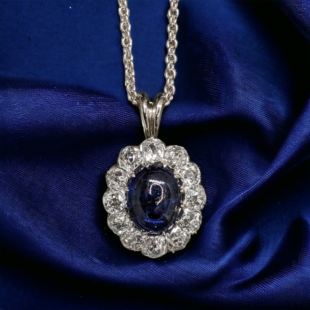 Sapphire on sale cabochon pendant